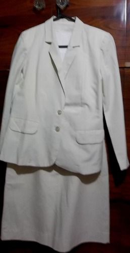 Conjunto Feminino Em Linho Bege